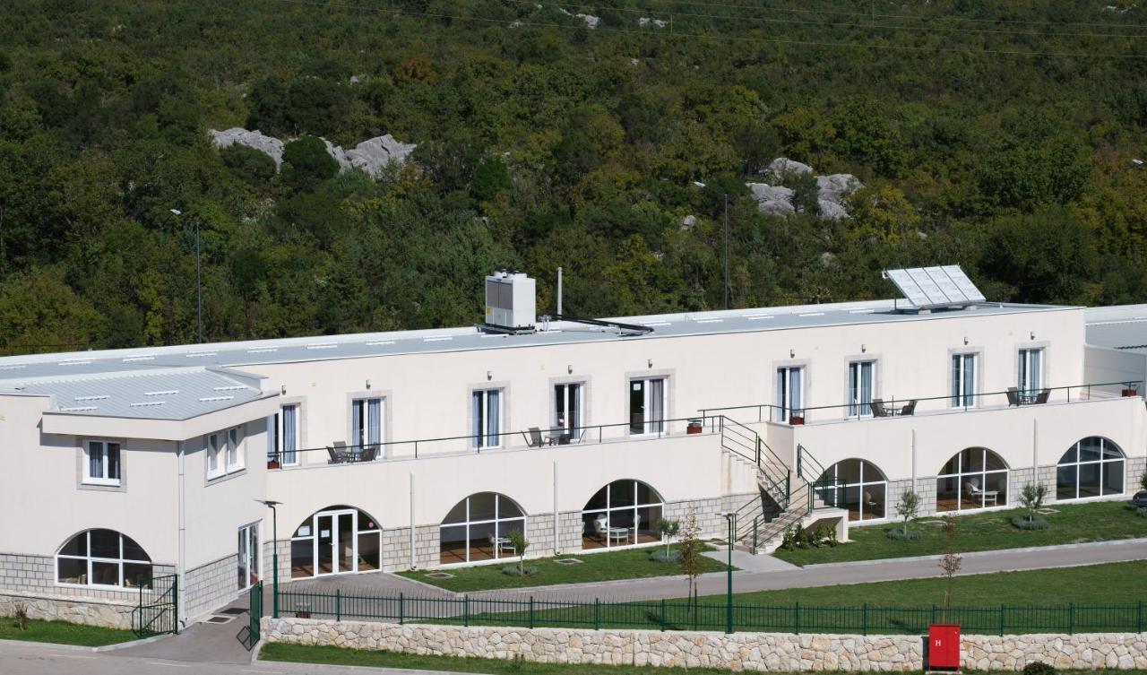 Aparthotel Sl Olimp Trebinje Zewnętrze zdjęcie